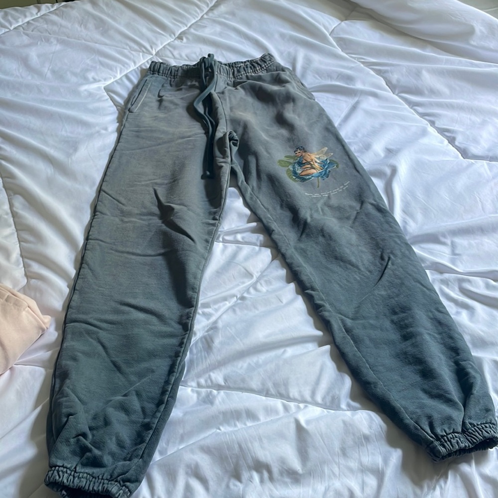 boys lie sweatpants
